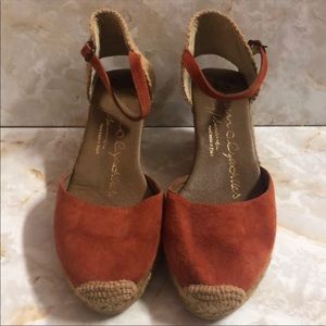 Espadrilles sz 39 burnt orange w/ankle strap wedge